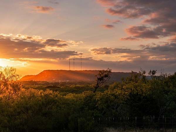 19.3 Acres of Improved Land for Sale in Santa Anna, Texas