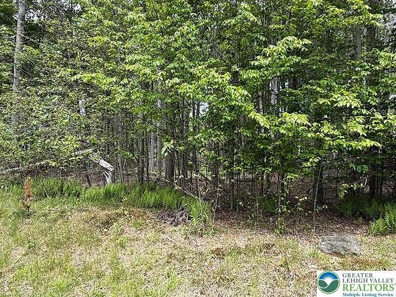 0.27 Acres of Residential Land for Sale in Coolbaugh Township, Pennsylvania
