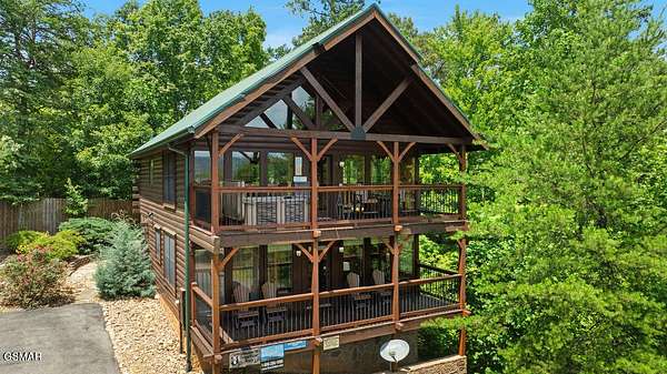 1.7 Acres of Land with Home for Sale in Sevierville, Tennessee