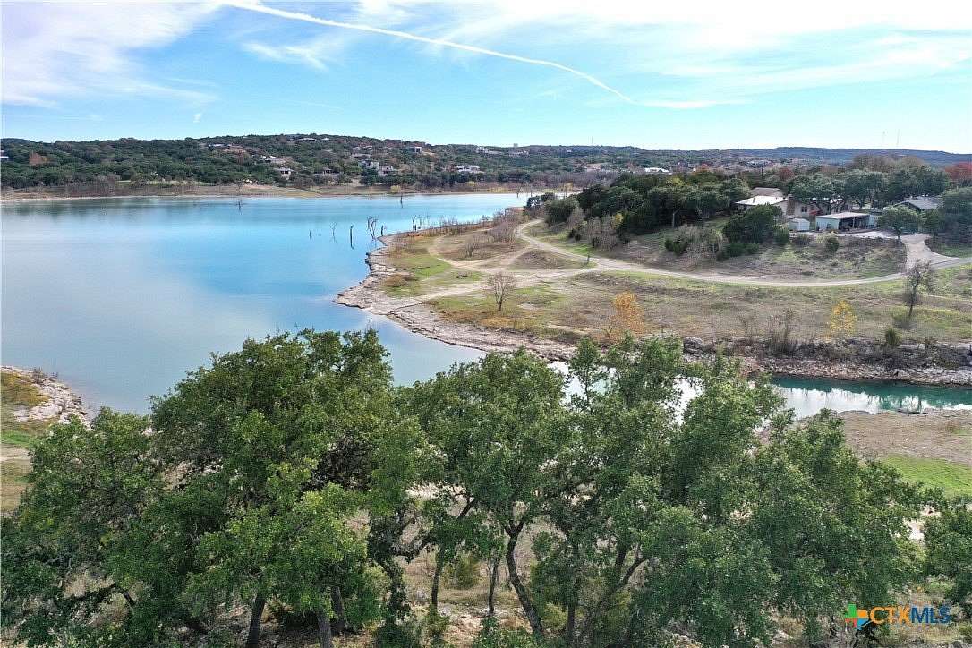 1.43 Acres of Residential Land for Sale in Canyon Lake, Texas