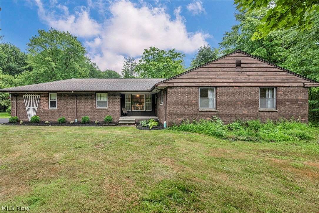 1.55 Acres of Land with Home for Sale in Chardon, Ohio
