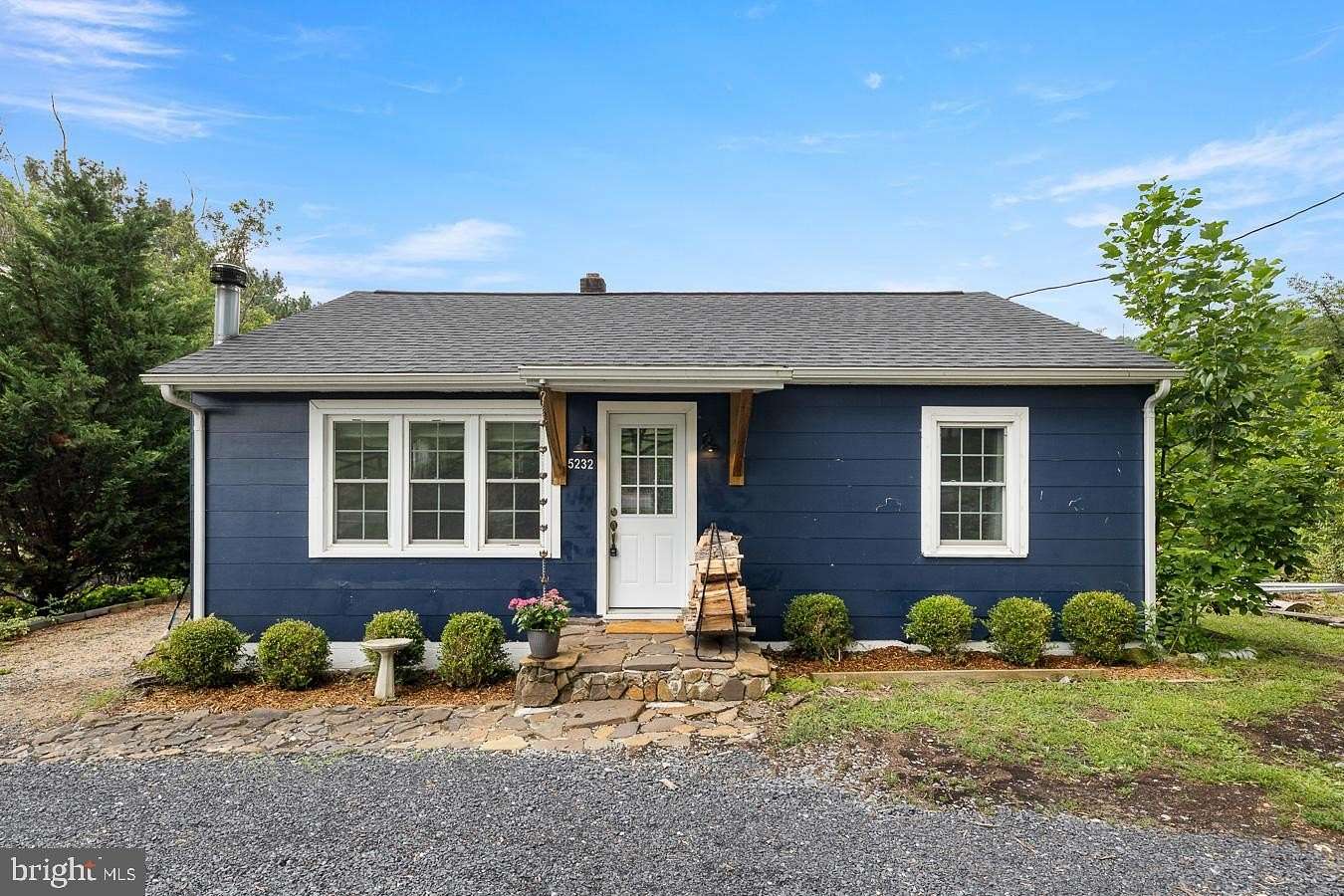 1.5 Acres of Land with Home for Sale in Mount Jackson, Virginia