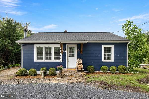 1.5 Acres of Land with Home for Sale in Mount Jackson, Virginia