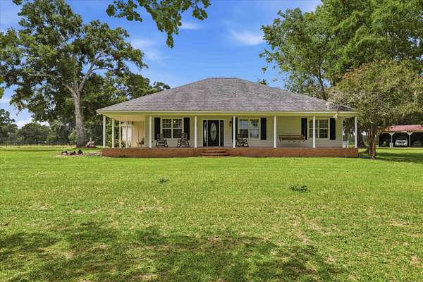 32.1 Acres of Agricultural Land with Home for Sale in Crawfordville, Florida