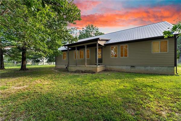 33 Acres of Recreational Land with Home for Sale in Kingston, Arkansas