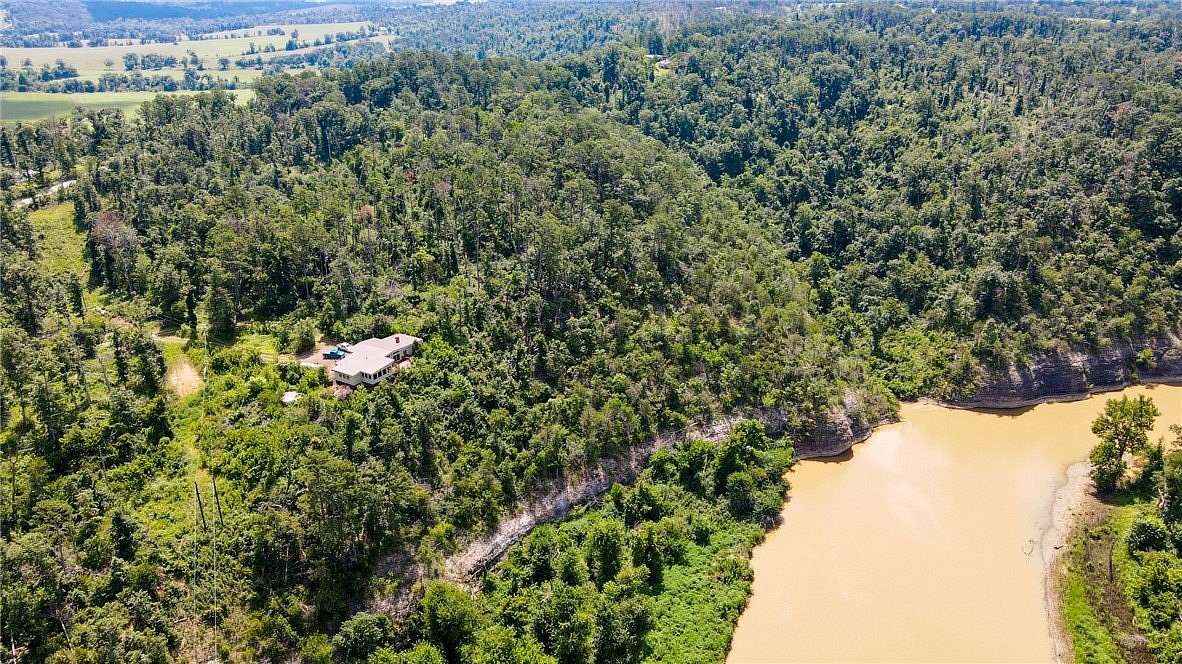 20.7 Acres of Recreational Land with Home for Sale in Hindsville, Arkansas