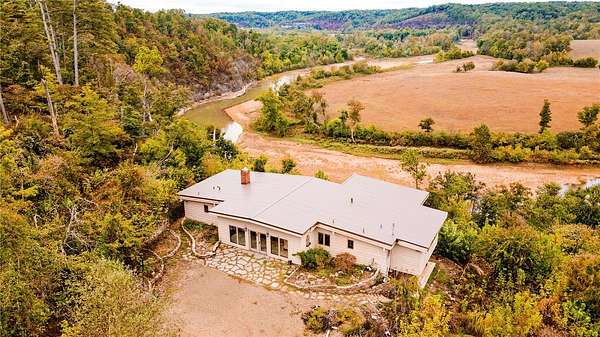 20.7 Acres of Recreational Land with Home for Sale in Hindsville, Arkansas
