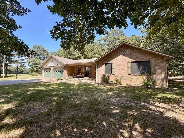 10 Acres of Land with Home for Sale in Paragould, Arkansas