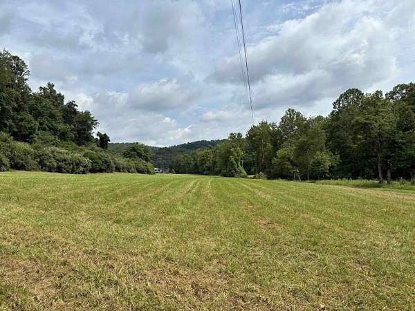 6 Acres of Residential Land for Sale in Prichard, West Virginia