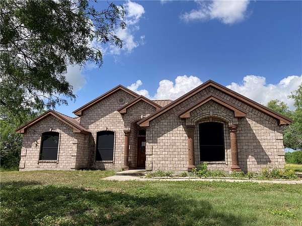 1.5 Acres of Land with Home for Sale in Orange Grove, Texas