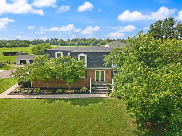 5 Acres of Land with Home for Sale in Nicholasville, Kentucky