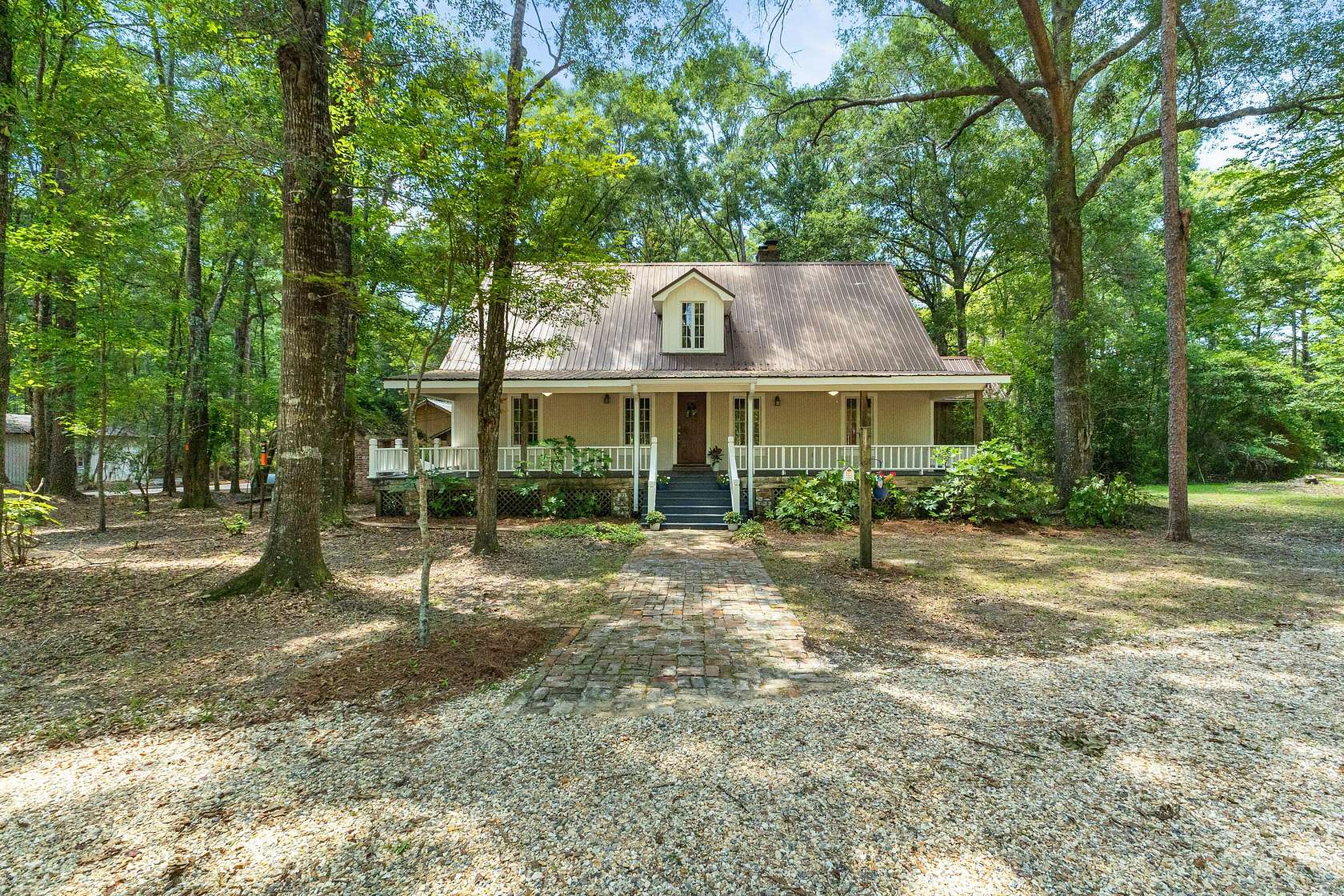 15.5 Acres of Land with Home for Sale in Petal, Mississippi