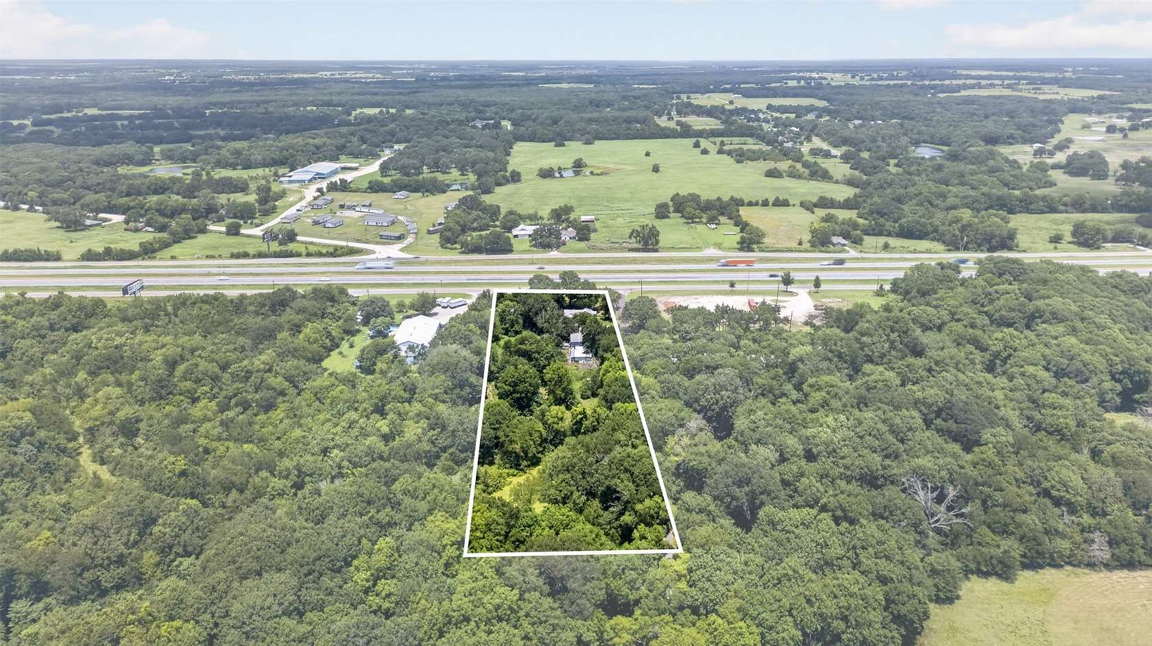 3.38 Acres of Mixed-Use Land for Sale in Greenville, Texas