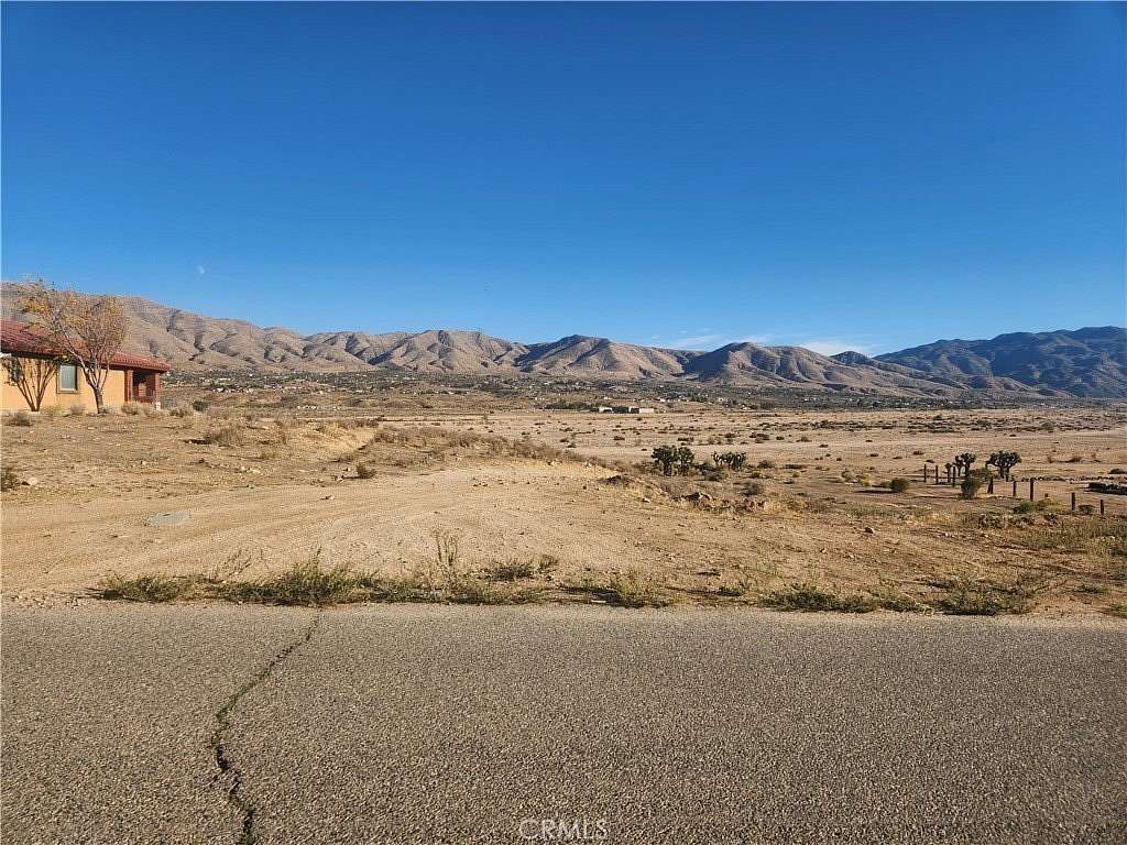 1.29 Acres of Residential Land for Sale in Hesperia, California