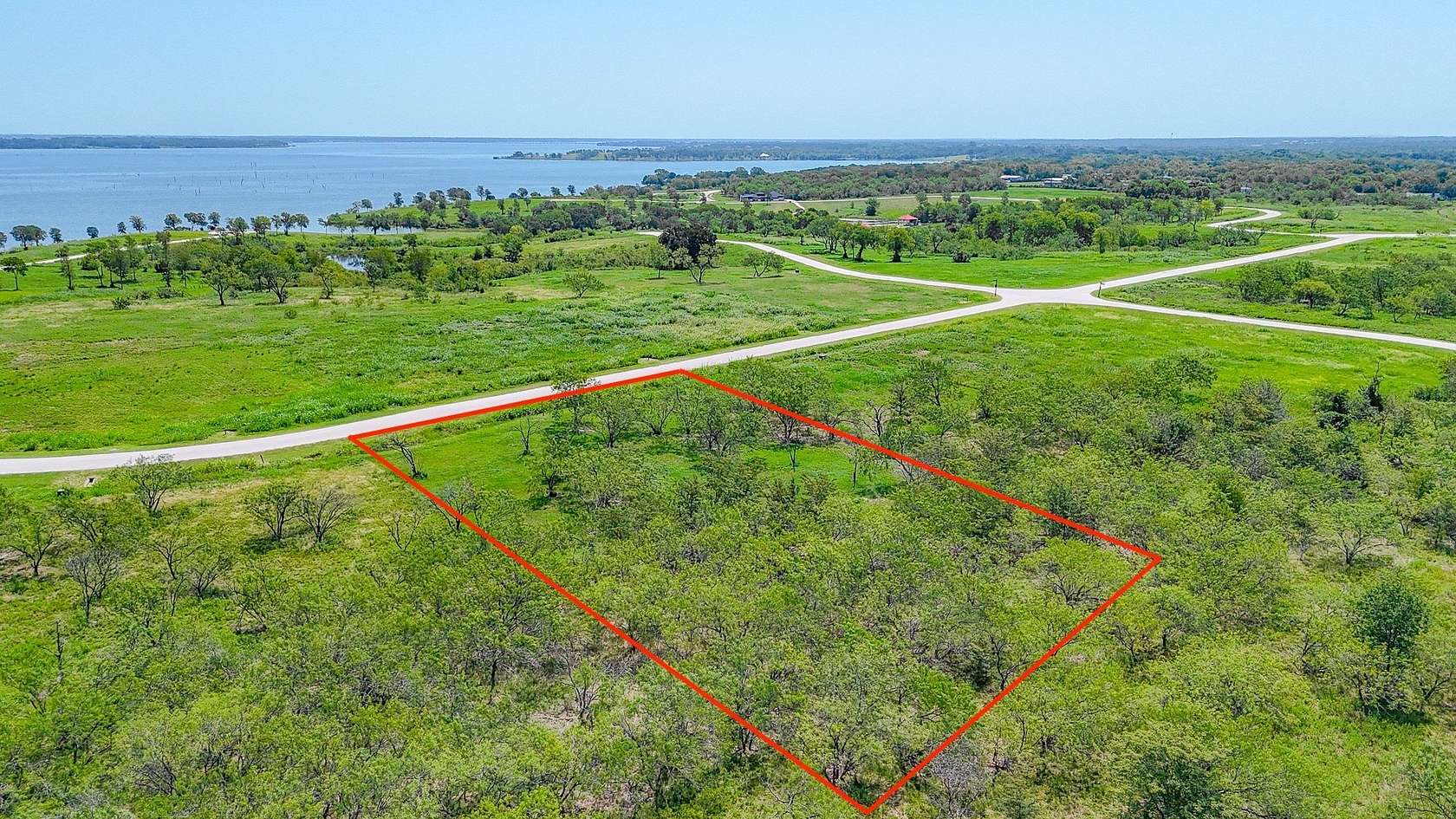 1 Acre of Residential Land for Sale in Corsicana, Texas