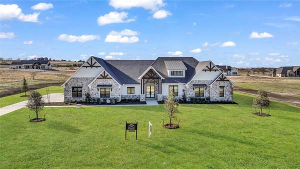 2 Acres of Land with Home for Sale in Aledo, Texas