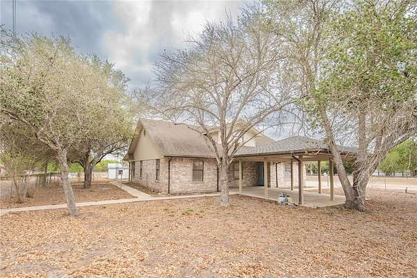 9 Acres of Land with Home for Sale in Alice, Texas