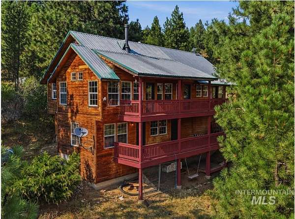 9.27 Acres of Land with Home for Sale in Boise, Idaho