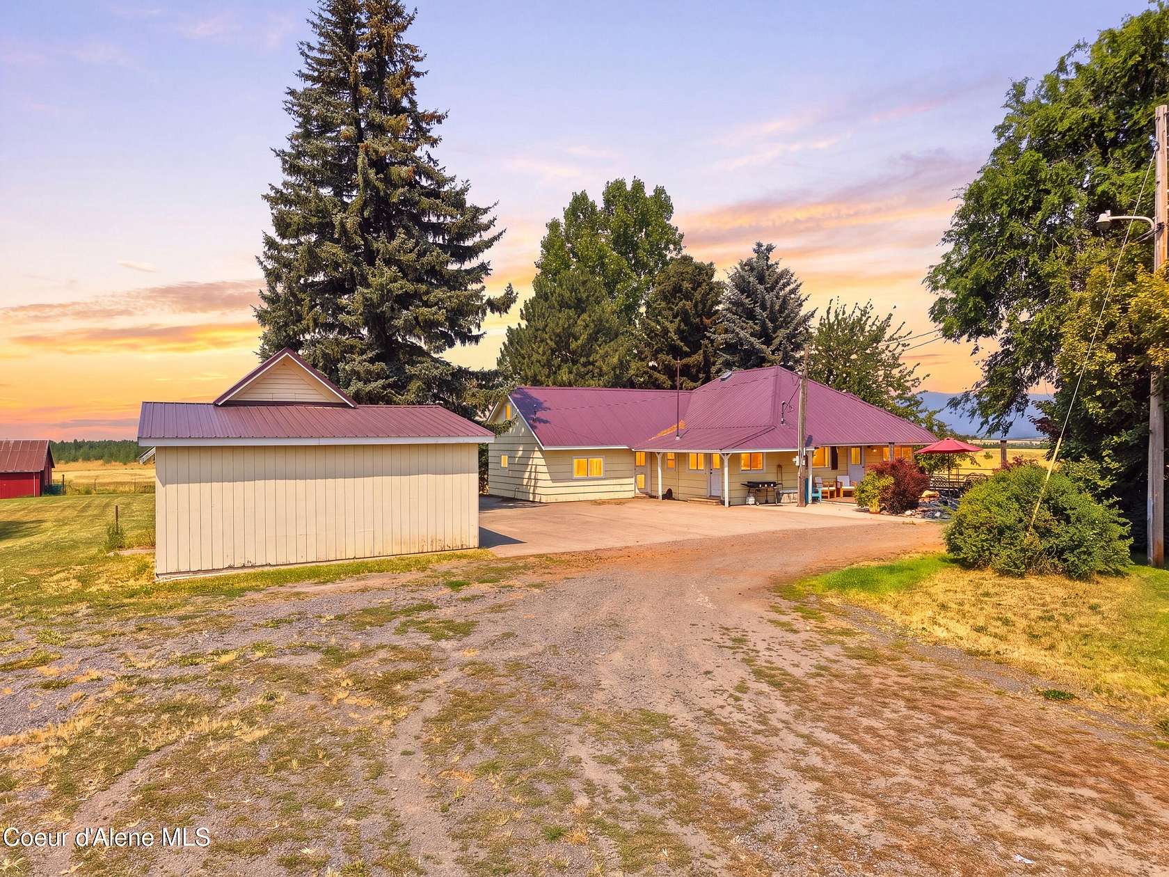 19.4 Acres of Land with Home for Sale in Worley, Idaho
