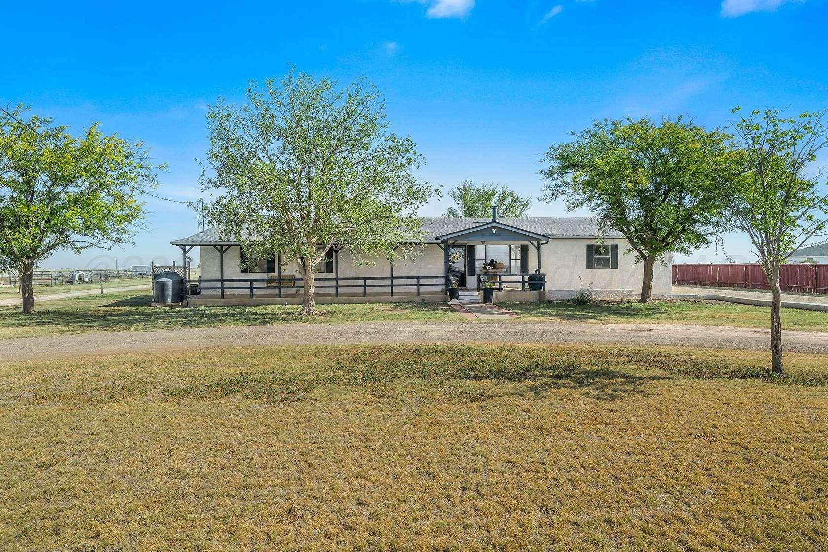15 Acres of Land with Home for Sale in Canyon, Texas