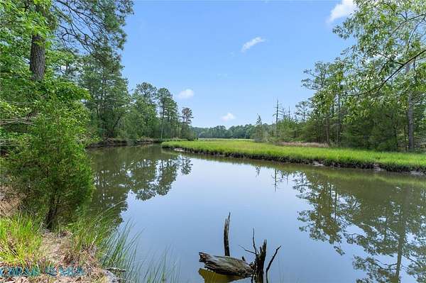13.7 Acres of Mixed-Use Land for Sale in Gloucester, Virginia