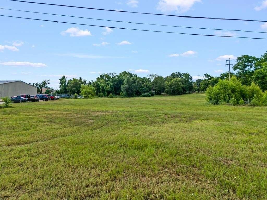 3 Acres of Mixed-Use Land for Sale in Gilmer, Texas