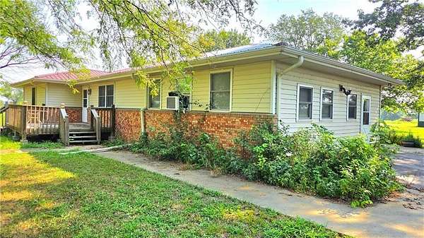 9.6 Acres of Land with Home for Sale in Pleasanton, Kansas