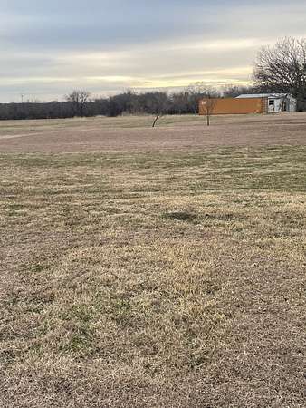 17.3 Acres of Agricultural Land for Sale in Ennis, Texas