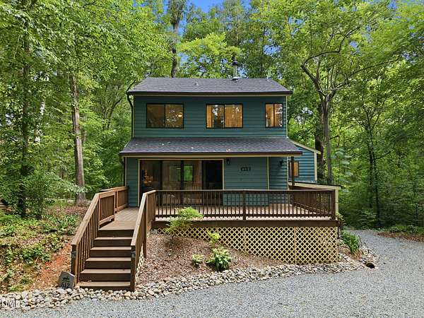 2.29 Acres of Land with Home for Sale in Chapel Hill, North Carolina