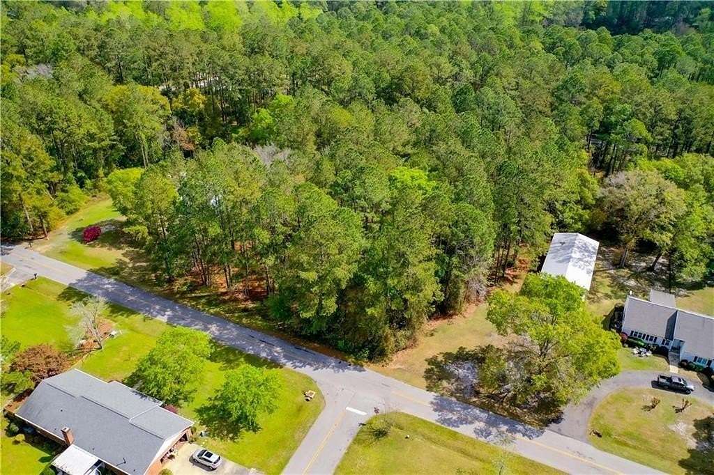 0.6 Acres of Land for Sale in Waycross, Georgia