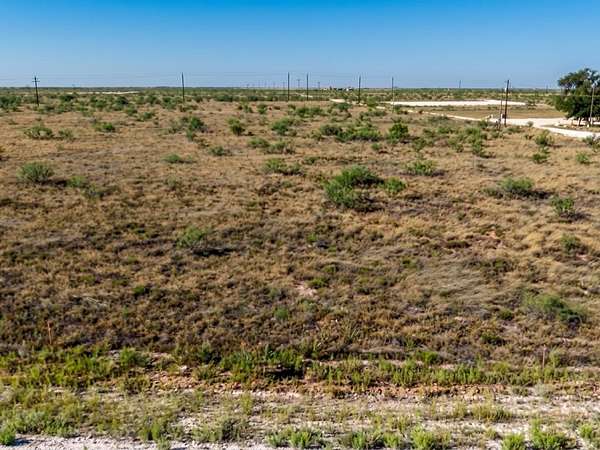 2.25 Acres of Residential Land for Sale in Seminole, Texas