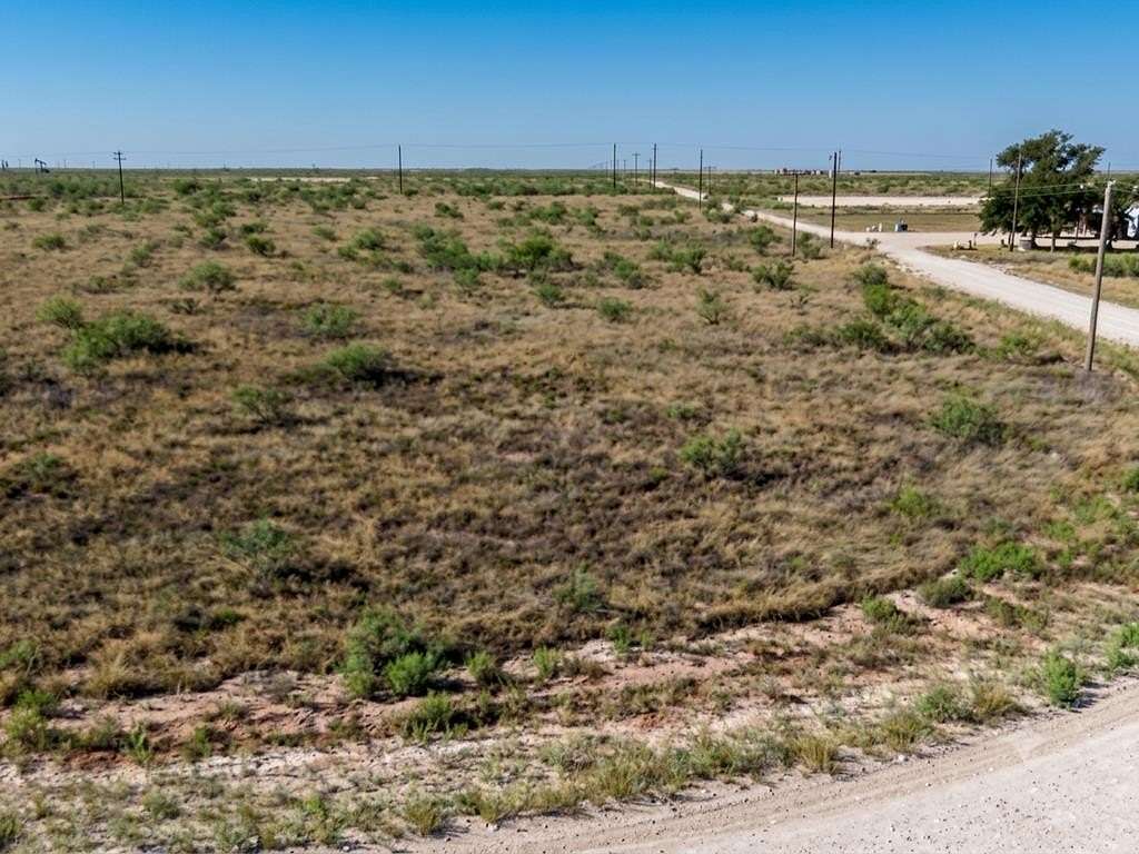 2.25 Acres of Residential Land for Sale in Seminole, Texas