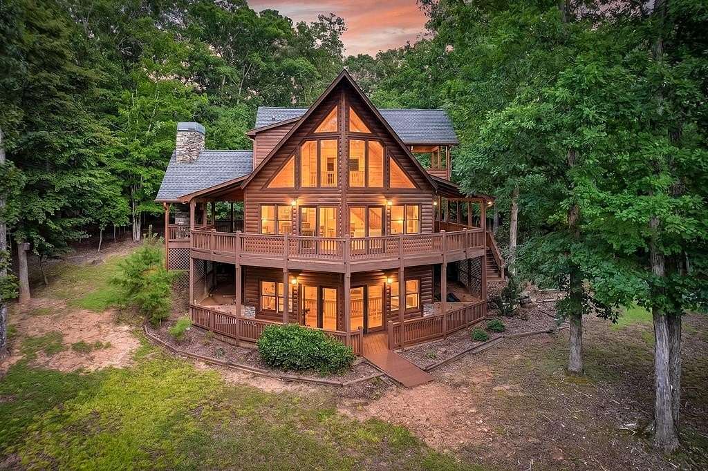 1.5 Acres of Land with Home for Sale in Mineral Bluff, Georgia