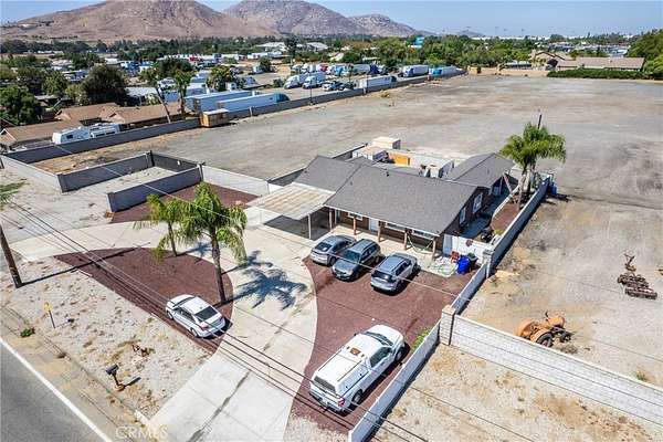 4 Acres of Improved Mixed-Use Land for Sale in Bloomington, California