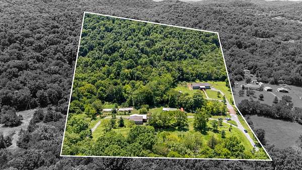 15.6 Acres of Land with Home for Sale in Hartsville, Tennessee