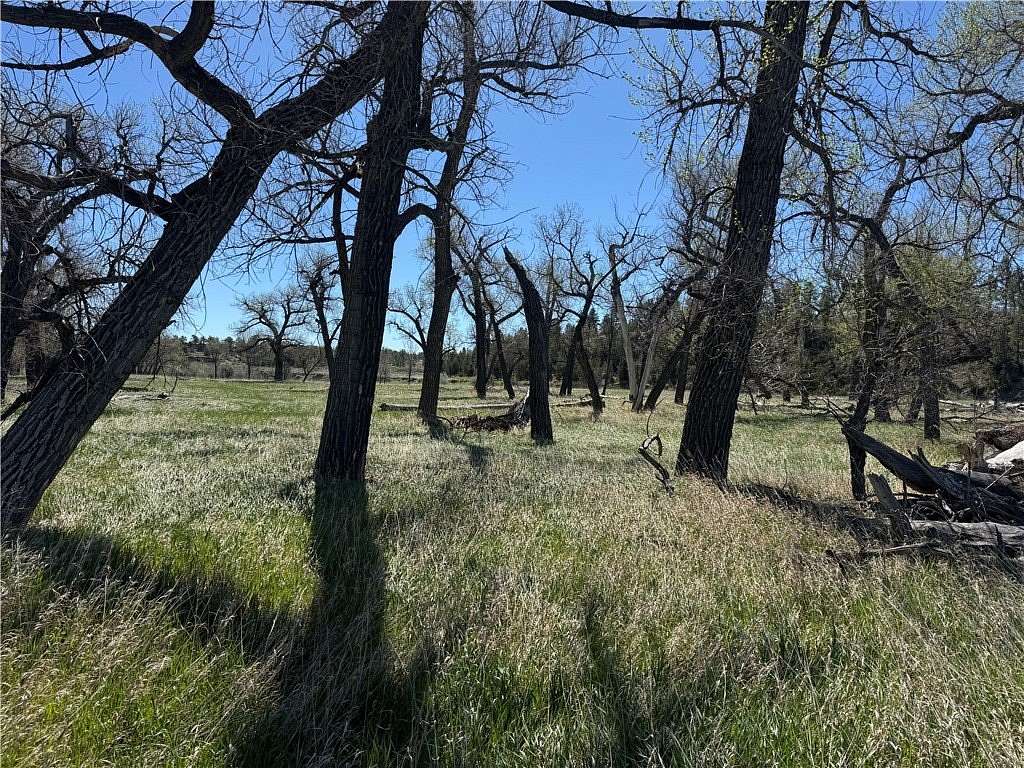 358 Acres of Land with Home for Sale in Roundup, Montana