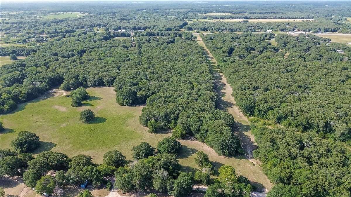 16.5 Acres of Land for Sale in Quinlan, Texas