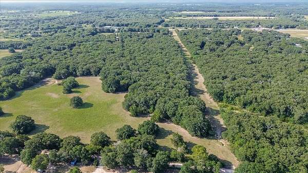 16.5 Acres of Land for Sale in Quinlan, Texas