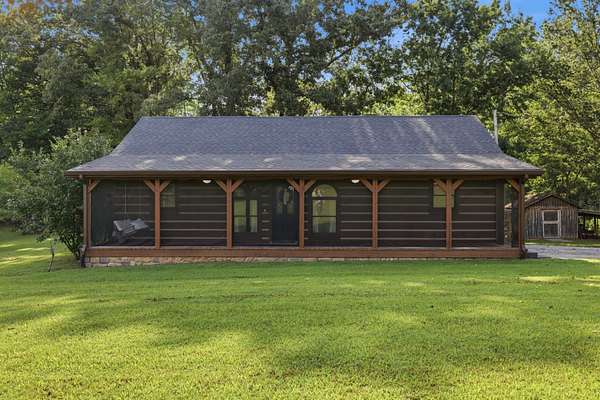 6 Acres of Land with Home for Sale in Paris, Tennessee
