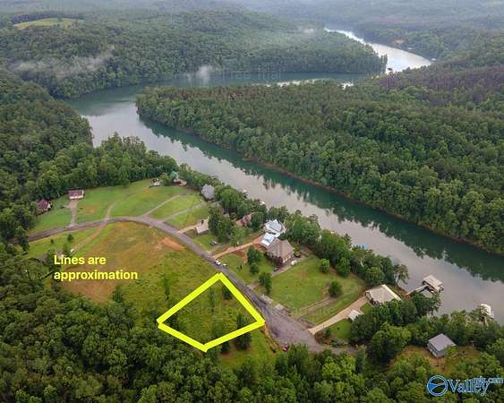 1.1 Acres of Land for Sale in Arley, Alabama