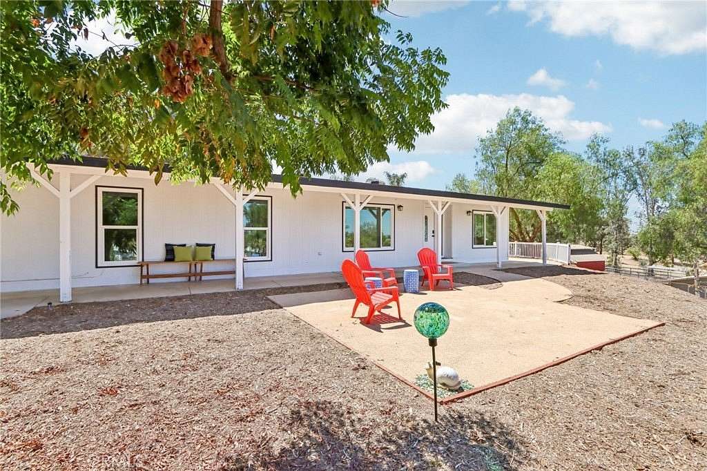 2.46 Acres of Land with Home for Sale in Temecula, California