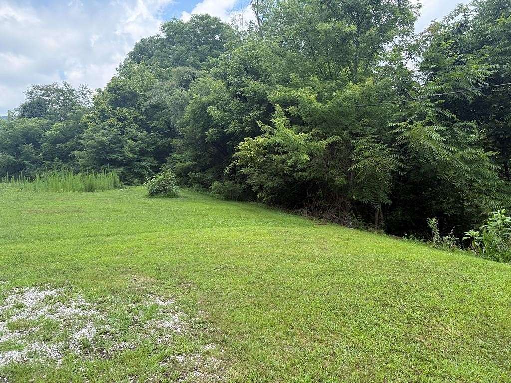1.5 Acres of Residential Land for Sale in Salyersville, Kentucky