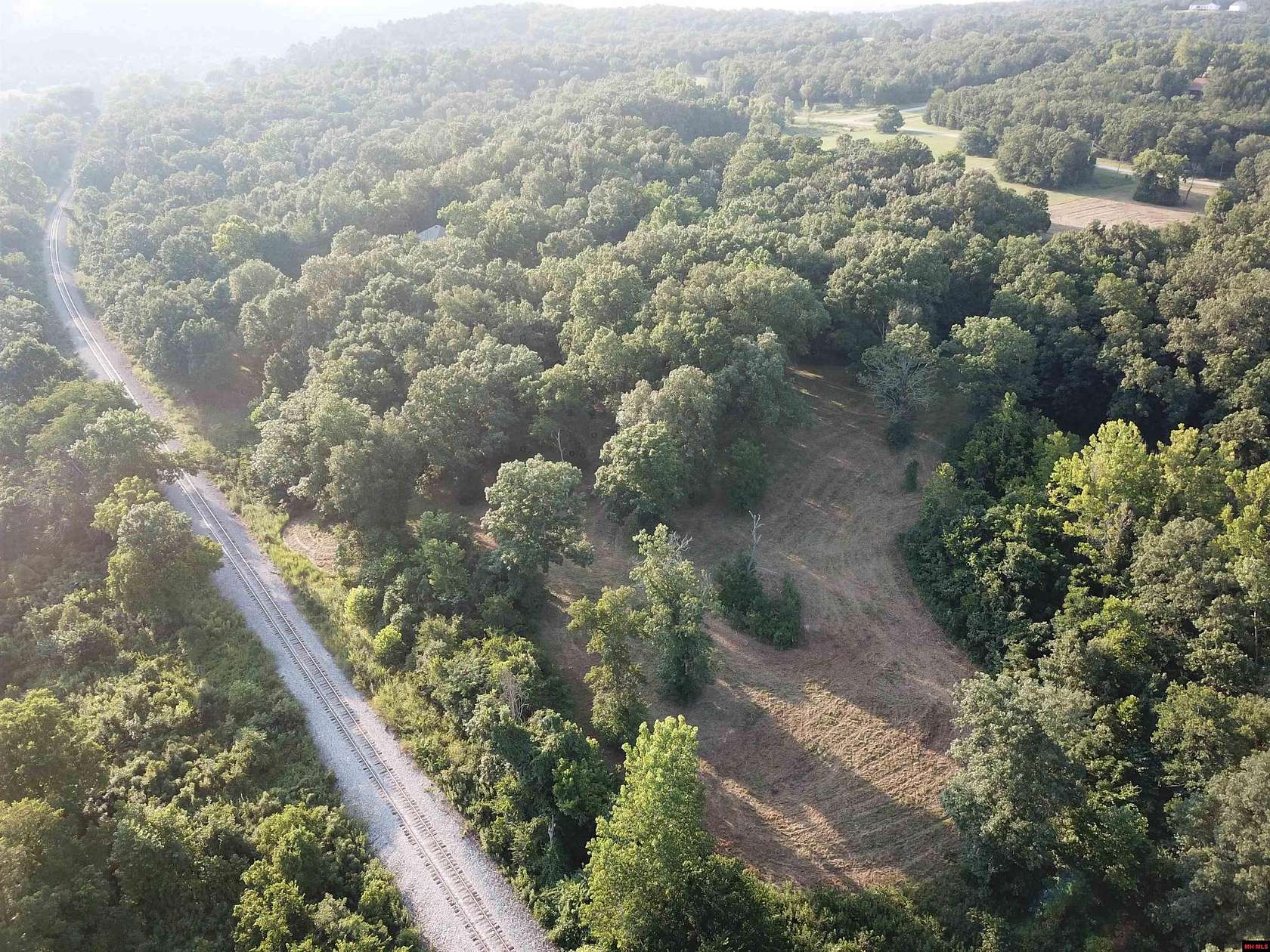 15.6 Acres of Land for Sale in Mountain Home, Arkansas