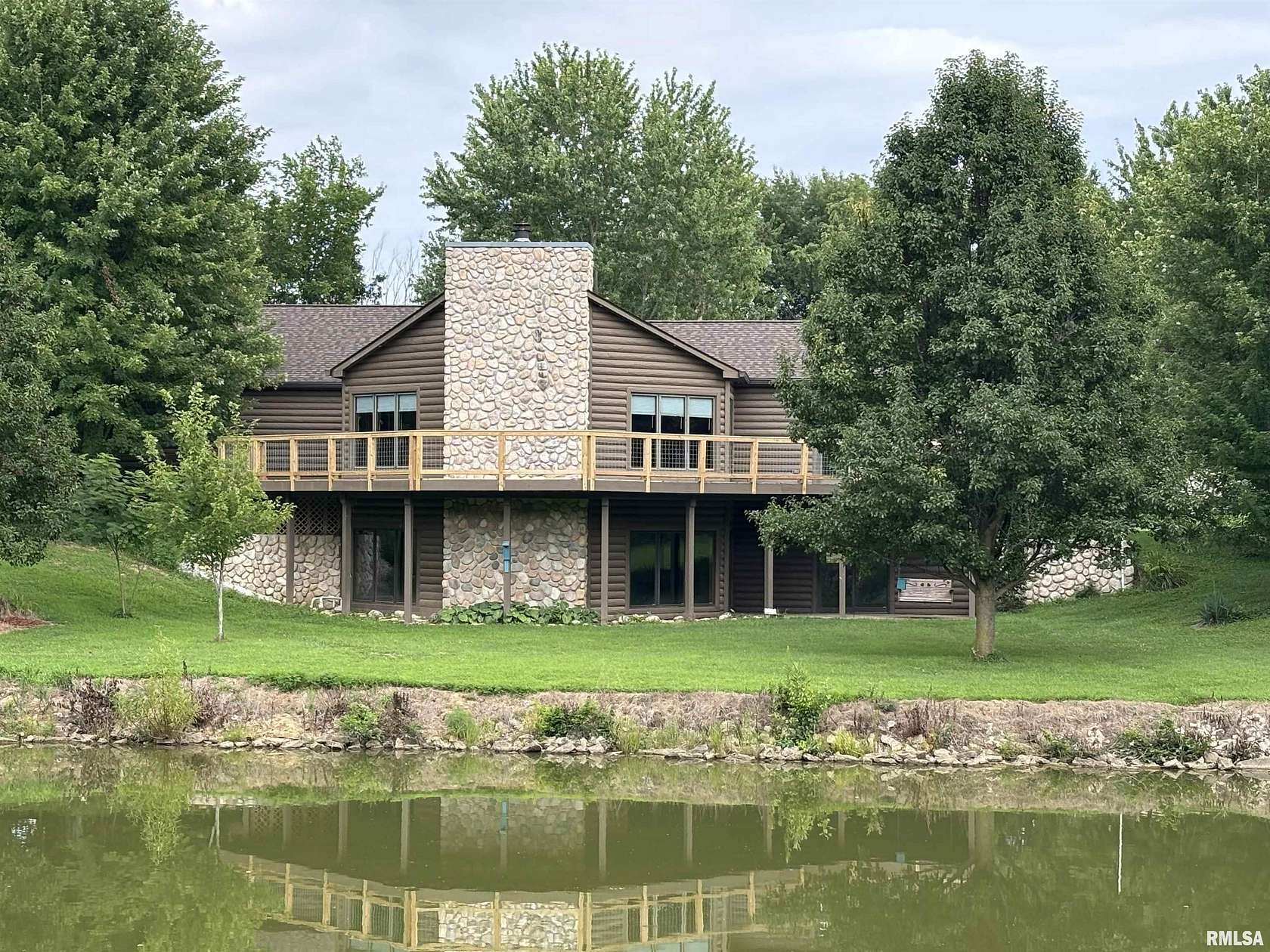 11 Acres of Recreational Land with Home for Sale in Chatham, Illinois