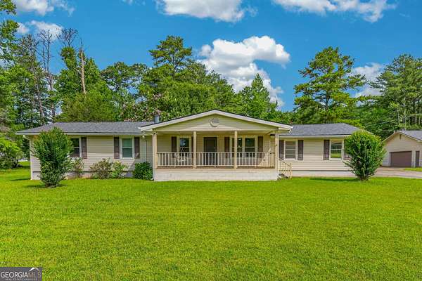 6 Acres of Land with Home for Sale in Newnan, Georgia