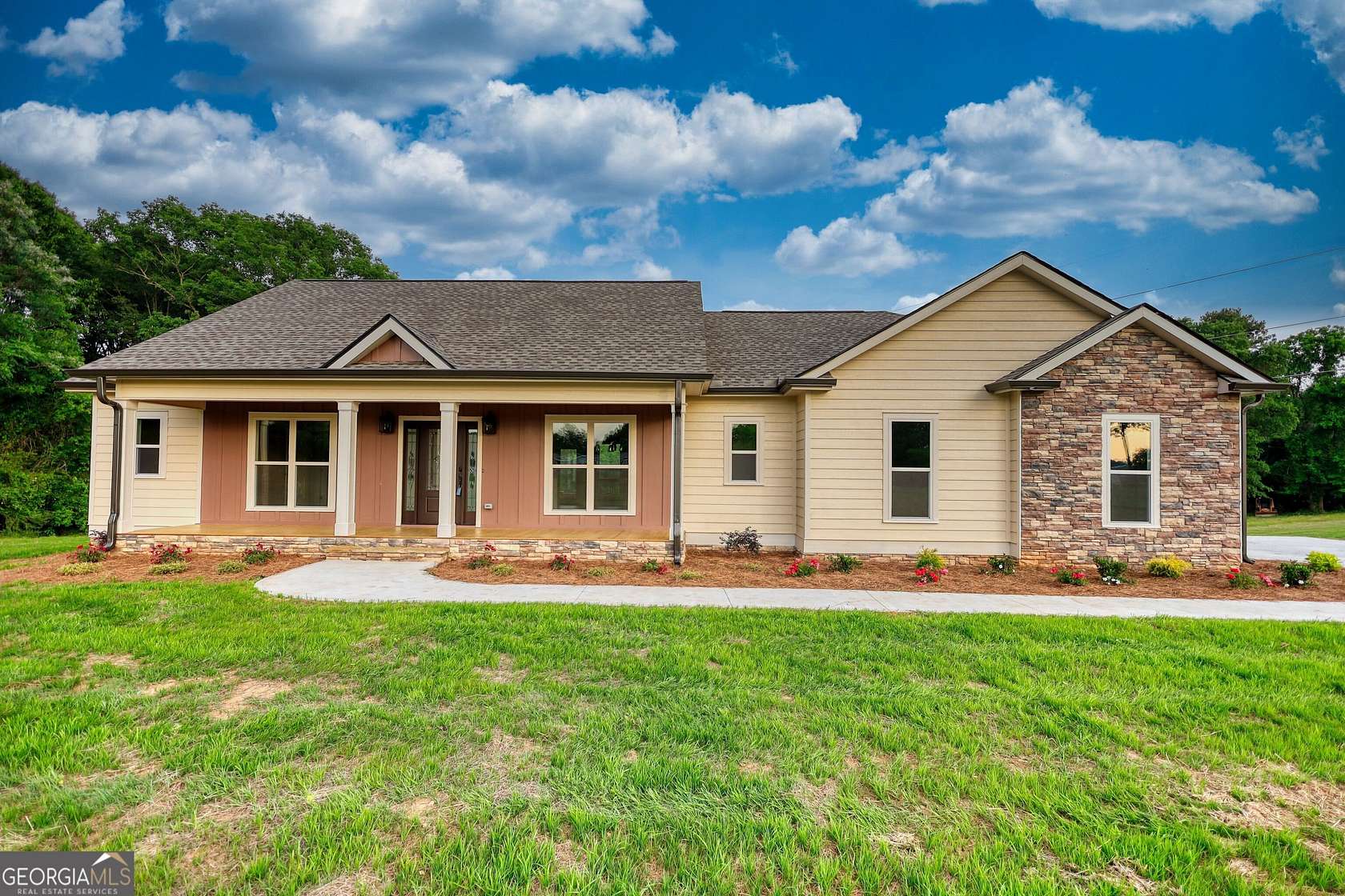 8.2 Acres of Land with Home for Sale in Madison, Georgia
