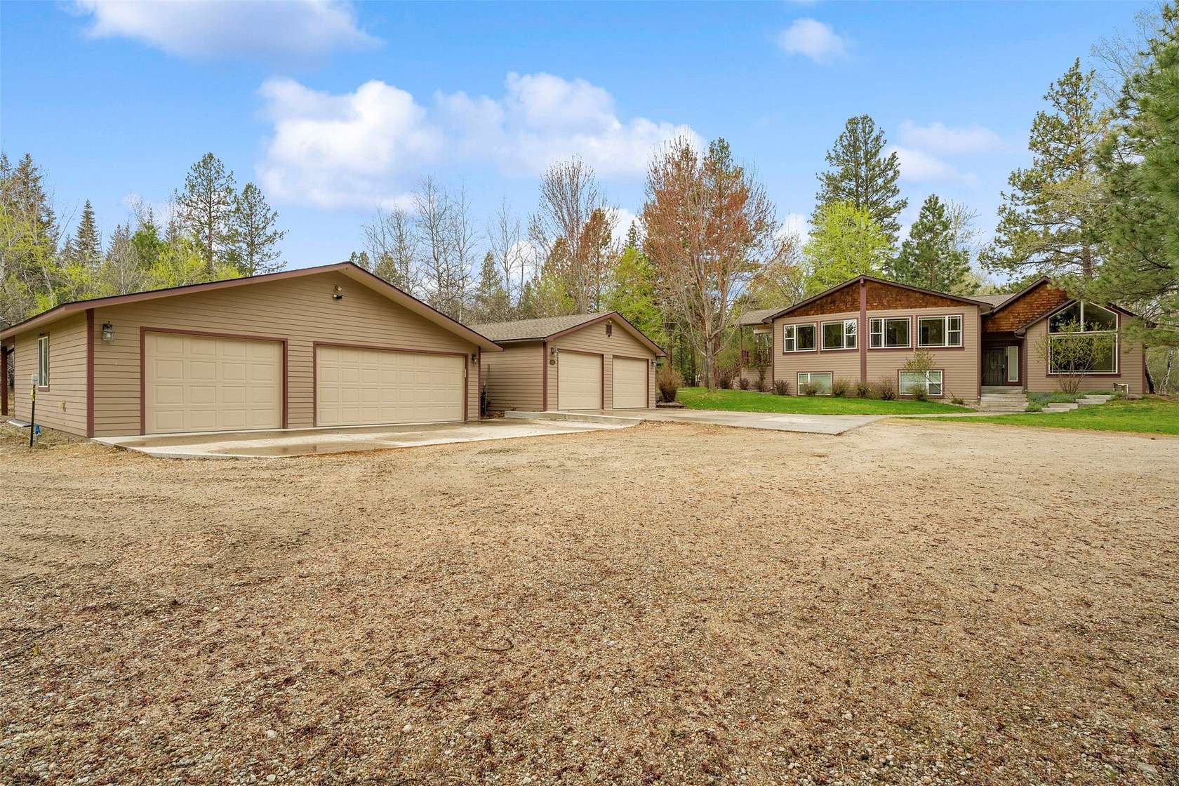 10 Acres of Land with Home for Sale in Victor, Montana