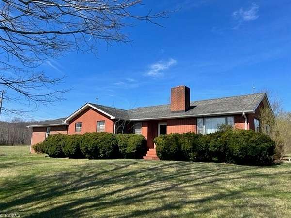 28 Acres of Land with Home for Sale in Mount Airy, North Carolina