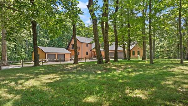 16.4 Acres of Recreational Land with Home for Sale in Science Hill, Kentucky