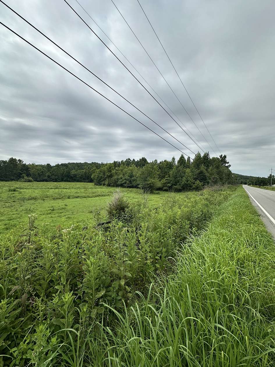 23 Acres of Recreational Land for Sale in Centerville, Tennessee